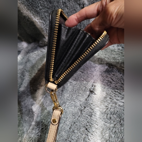 Michael Kors Black Shiny Wallet - Picture 8 of 11